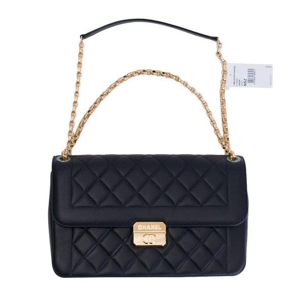 chanel flap bag black used overview
