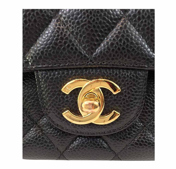 chanel classic medium flap bag caviar black used detail