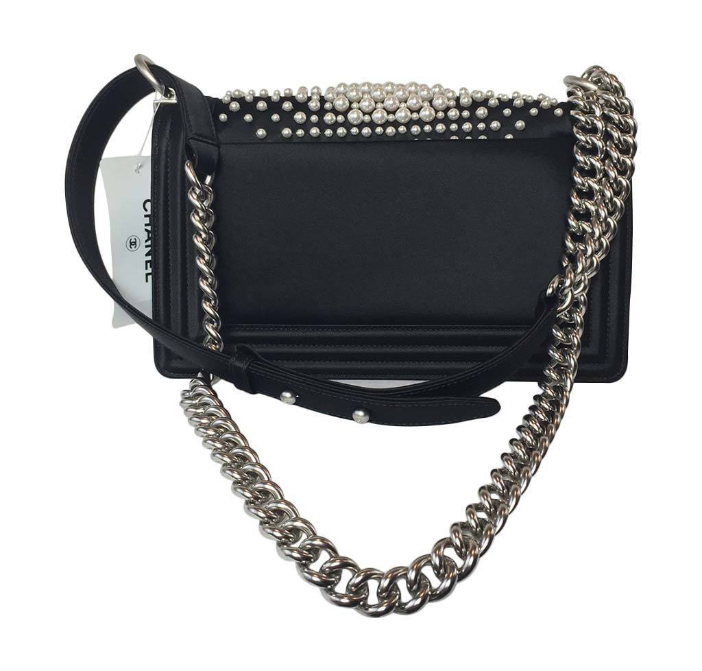 Chanel 19 Black Large Flap Bag Lambskin GHW – Boutique Patina