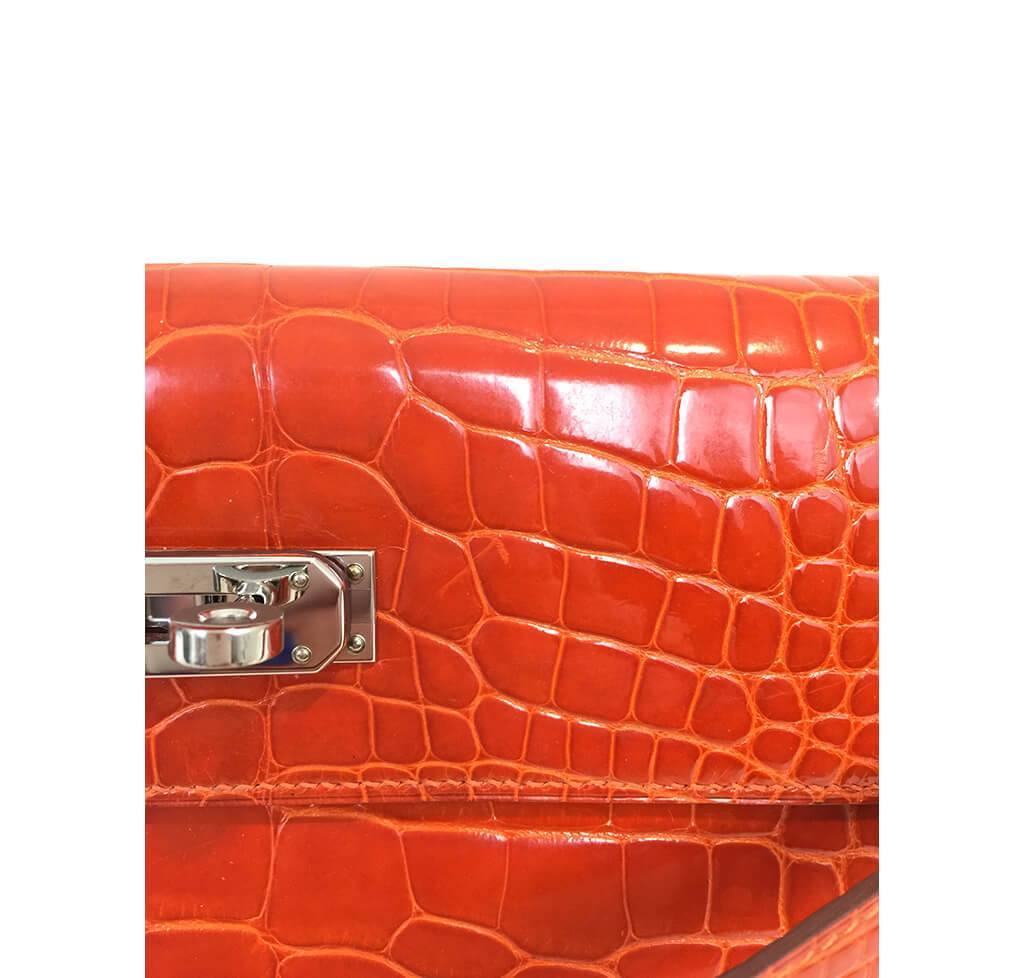 Hermes Kelly Pochette Exotic Green Shiny Pelouse Alligator PHW Handbag in  Box