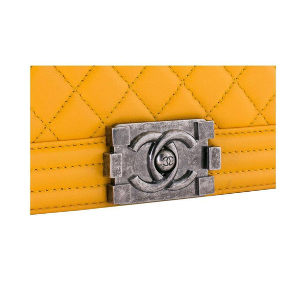 chanel boy flap bag yellow used detail