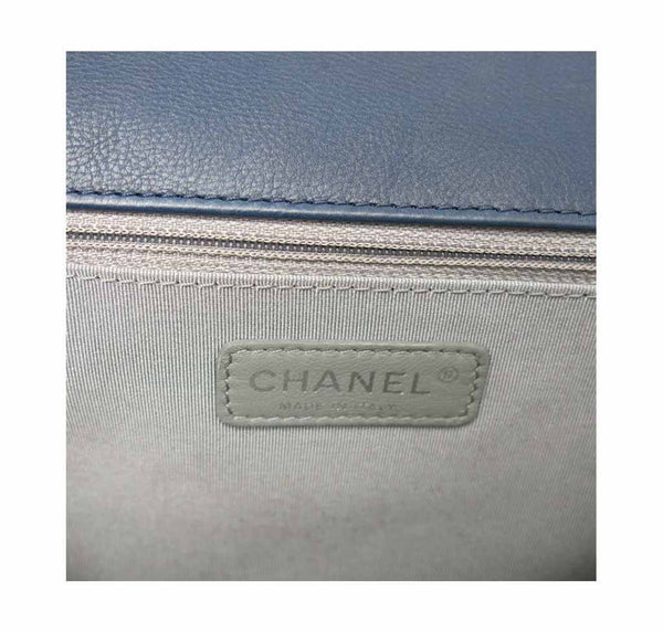 chanel boy flap bag navy used detail