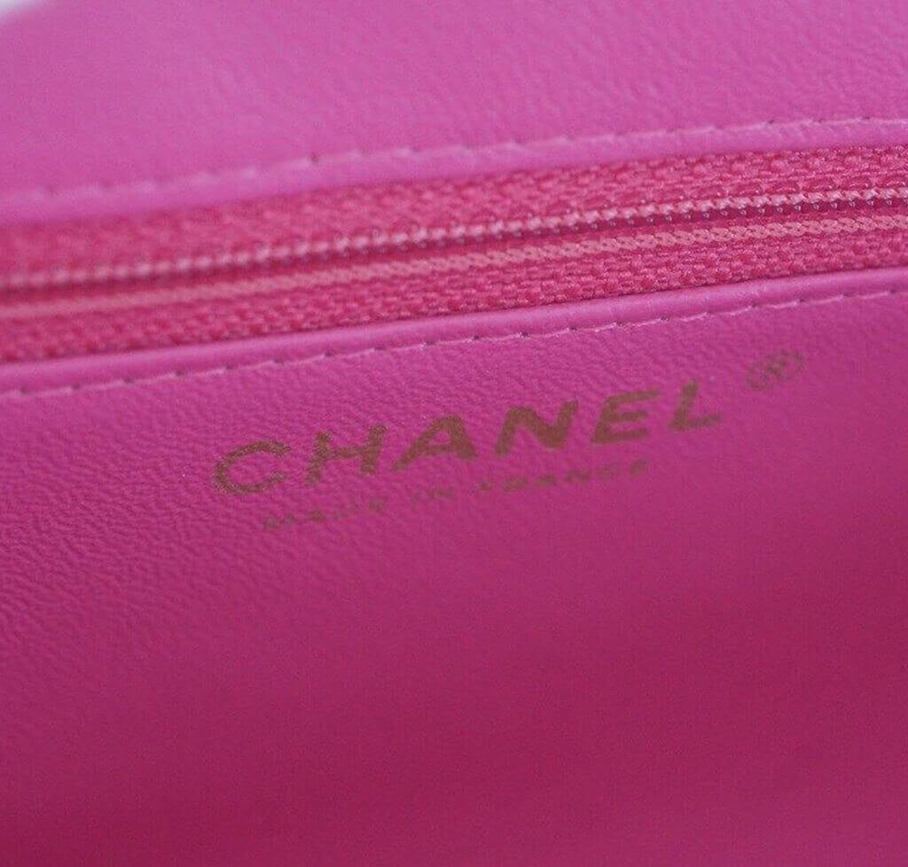 Chanel Chevron Clutch Pink - Lambskin PHW