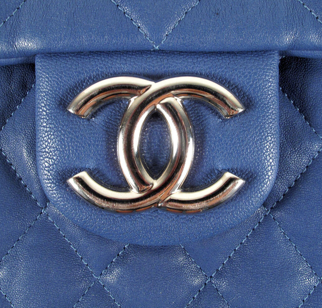 19S Chanel iridescent blue med Classic flap w/ghw