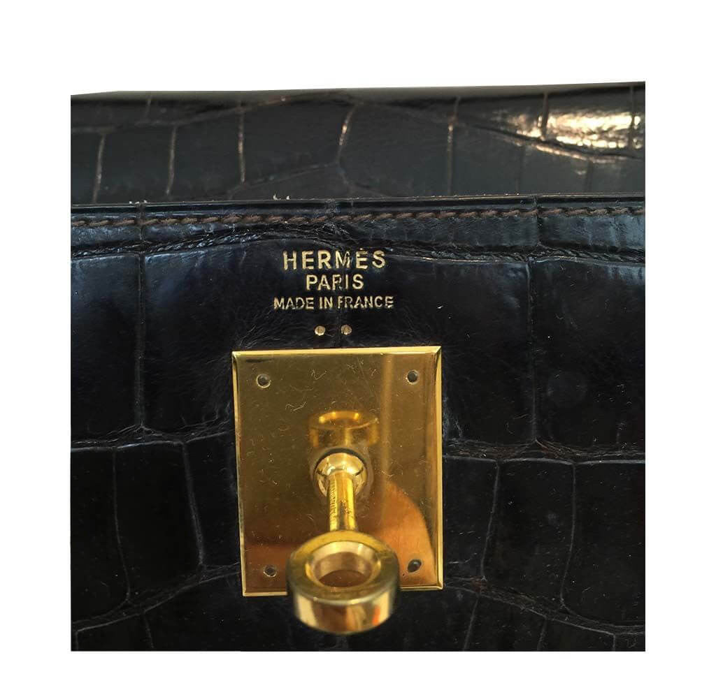 HERMES Black Crocodile Vintage Bag Gold Hardware Cordelière Clasp