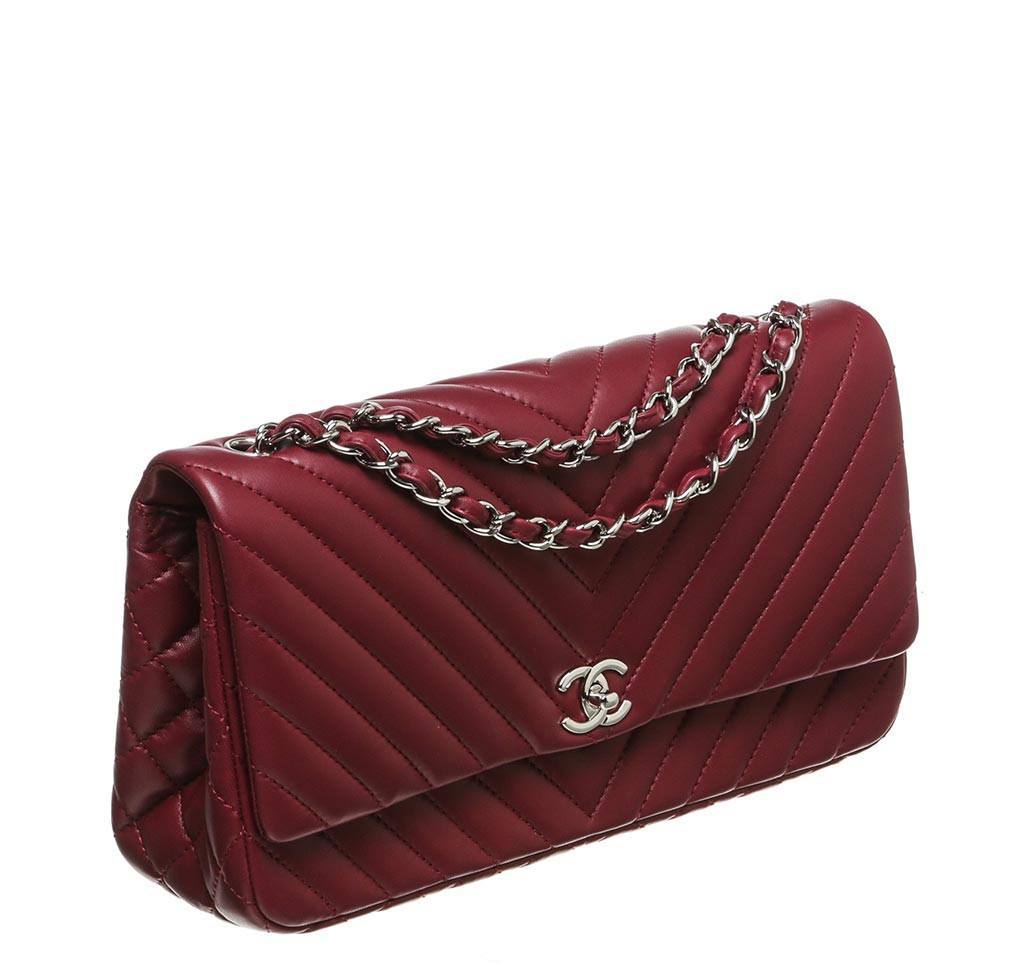 Handbags Chanel Chanel Womens Trapezio Purple
