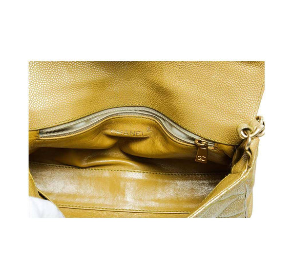 chanel flap shoulder bag gold used inside