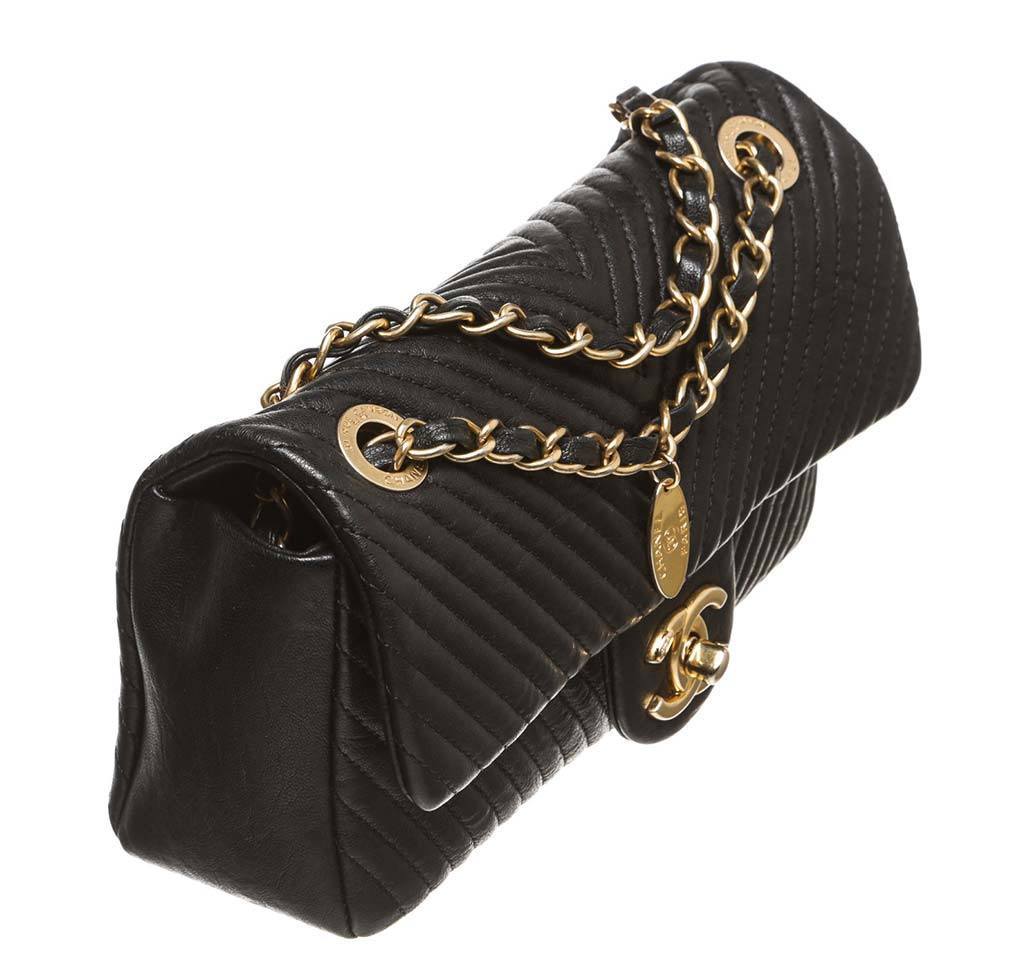 CHANEL Surpique Chevron Calfskin Classic Flap Shoulder Bag Black
