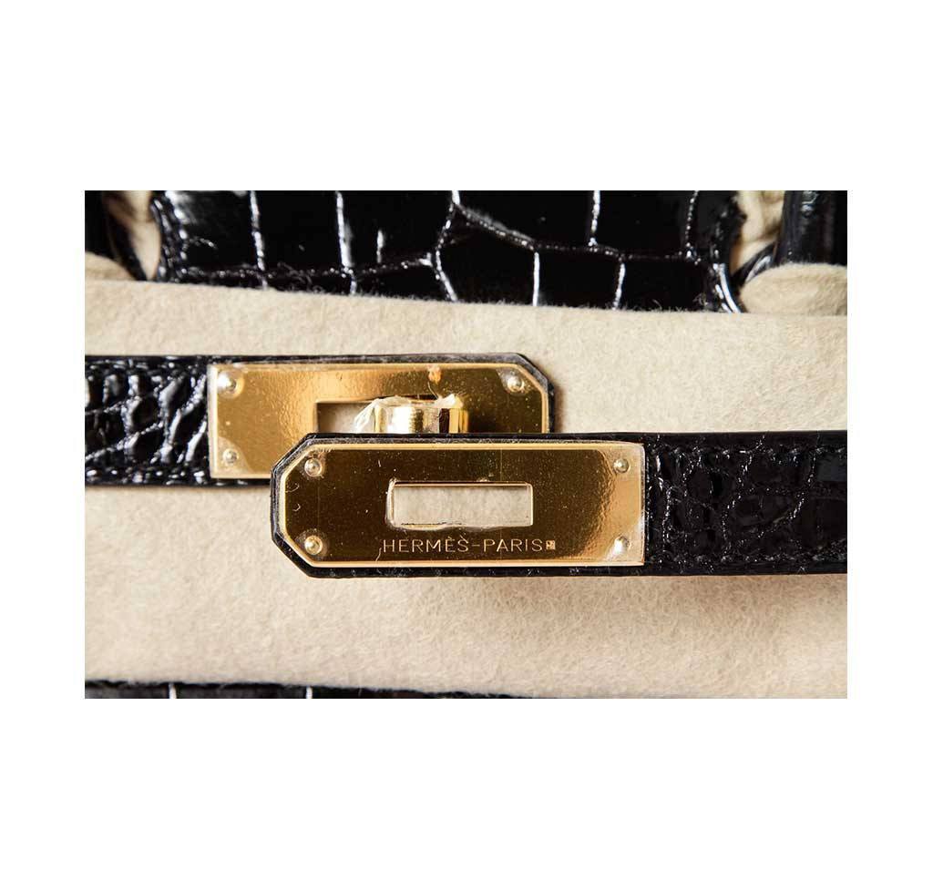 HERMES Ostrich Leather Birkin 25 Gold Buckle Hand Bag Noir/Black